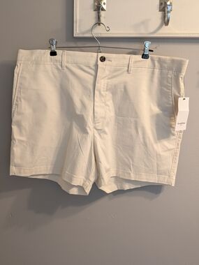 New Goodfellow & Co "The Every Wear" Flat-Front Shorts - Men’s Size 40